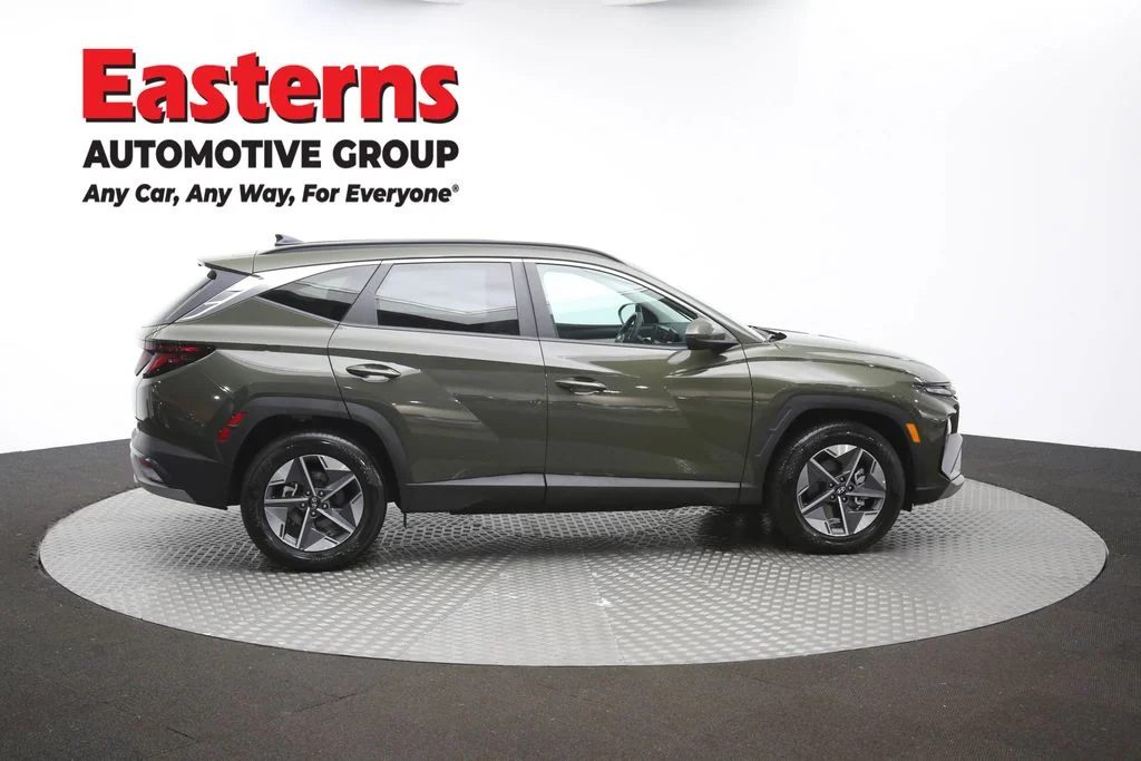 Used 2026 Green Hyundai SEL image 44
