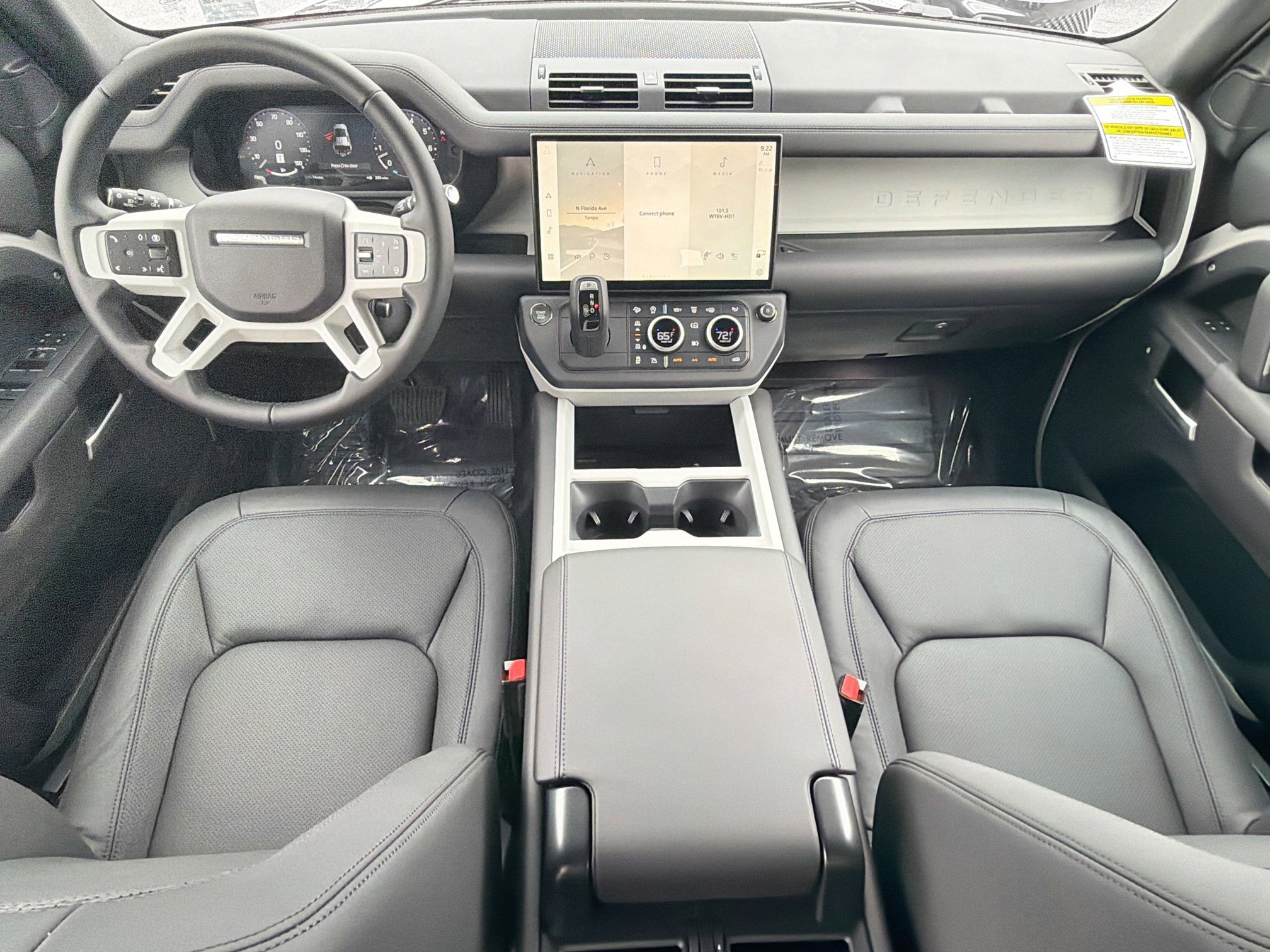 2026 Land Rover Defender X-Dynamic SE - Photo 15