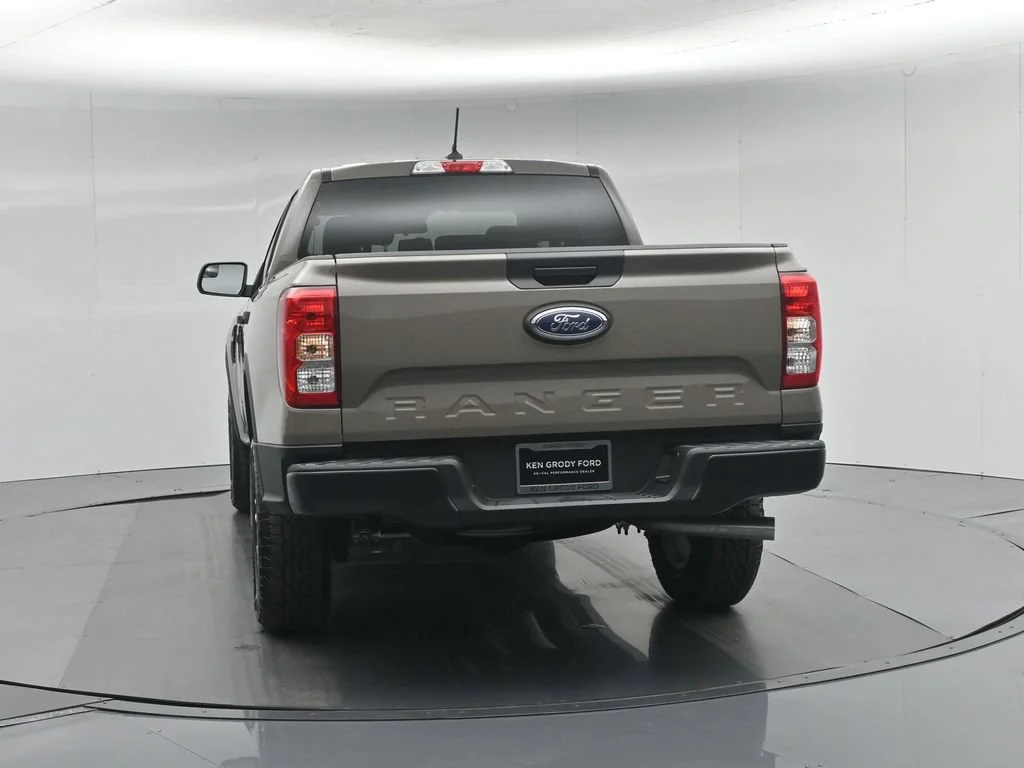 New 2026 Marsh Gray Ford XL image 25