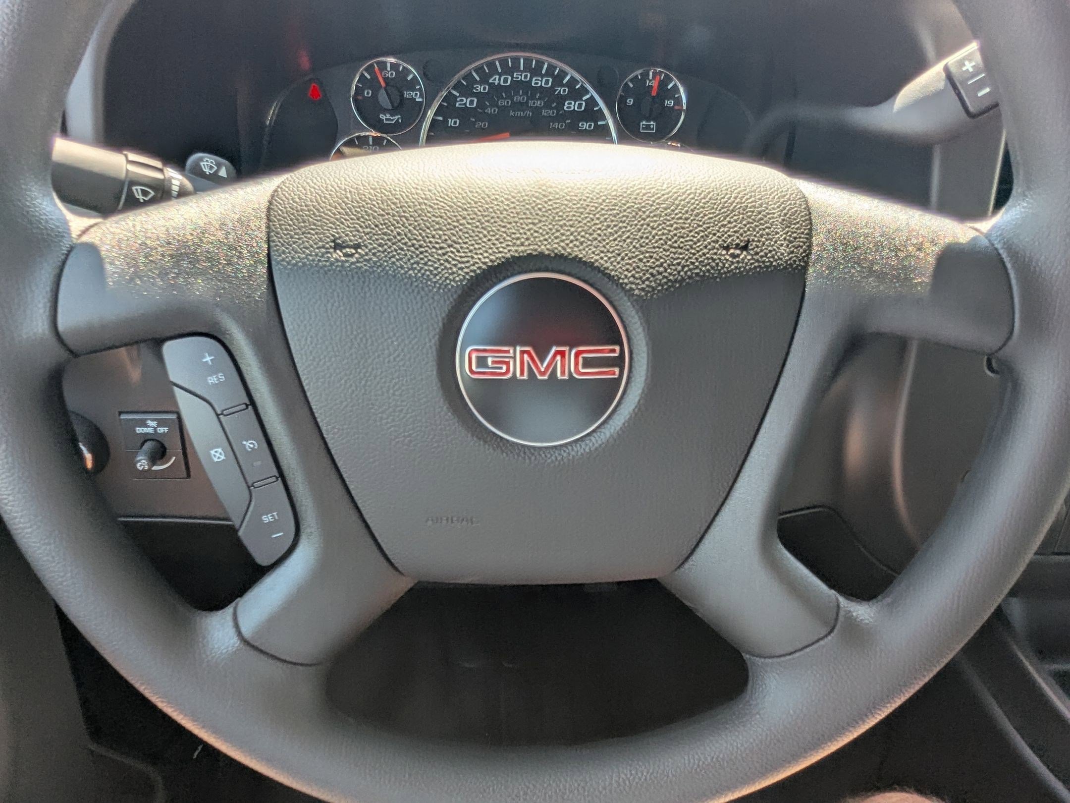 2025 GMC Savana Cargo Work Van - Photo 9