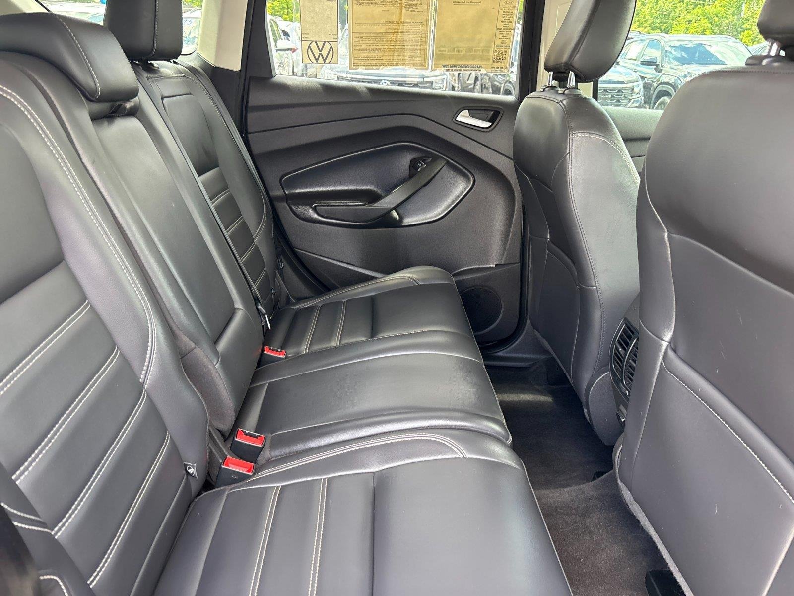 Used 2019  Ford SEL image 37