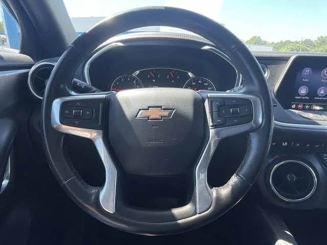 Used 2020 BLACK Chevrolet LT image 23