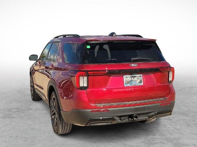 New 2027 Ruby Red Metallic Tinted Clearcoat Ford ST-Line image 33