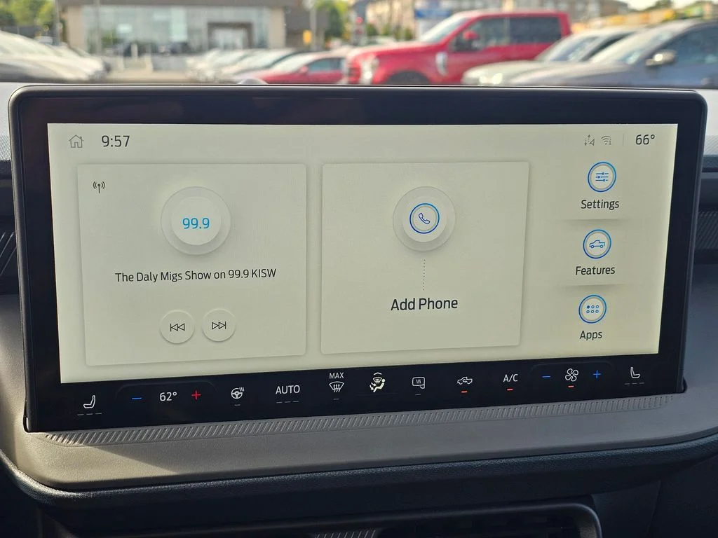 New 2025 Black Ford XLT image 29