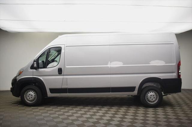 New 2026 Bright Silver Metallic Clear-Coat Exterior Paint RAM Tradesman image 14