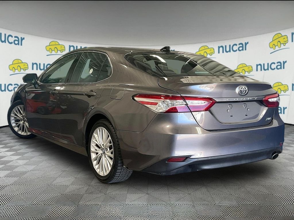 Used 2019 Gray Toyota XLE image 4