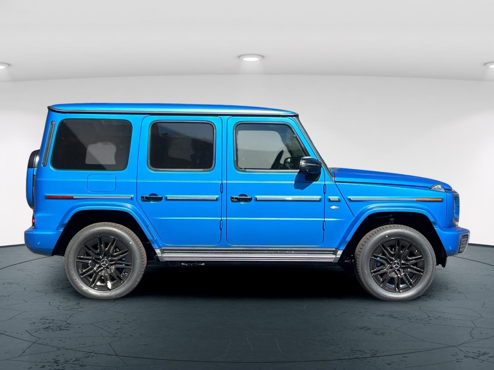 2025 Mercedes-Benz G-Class G580 - Photo 7