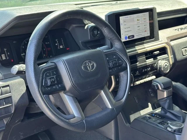 2024 Toyota Tacoma SR5 - Photo 2