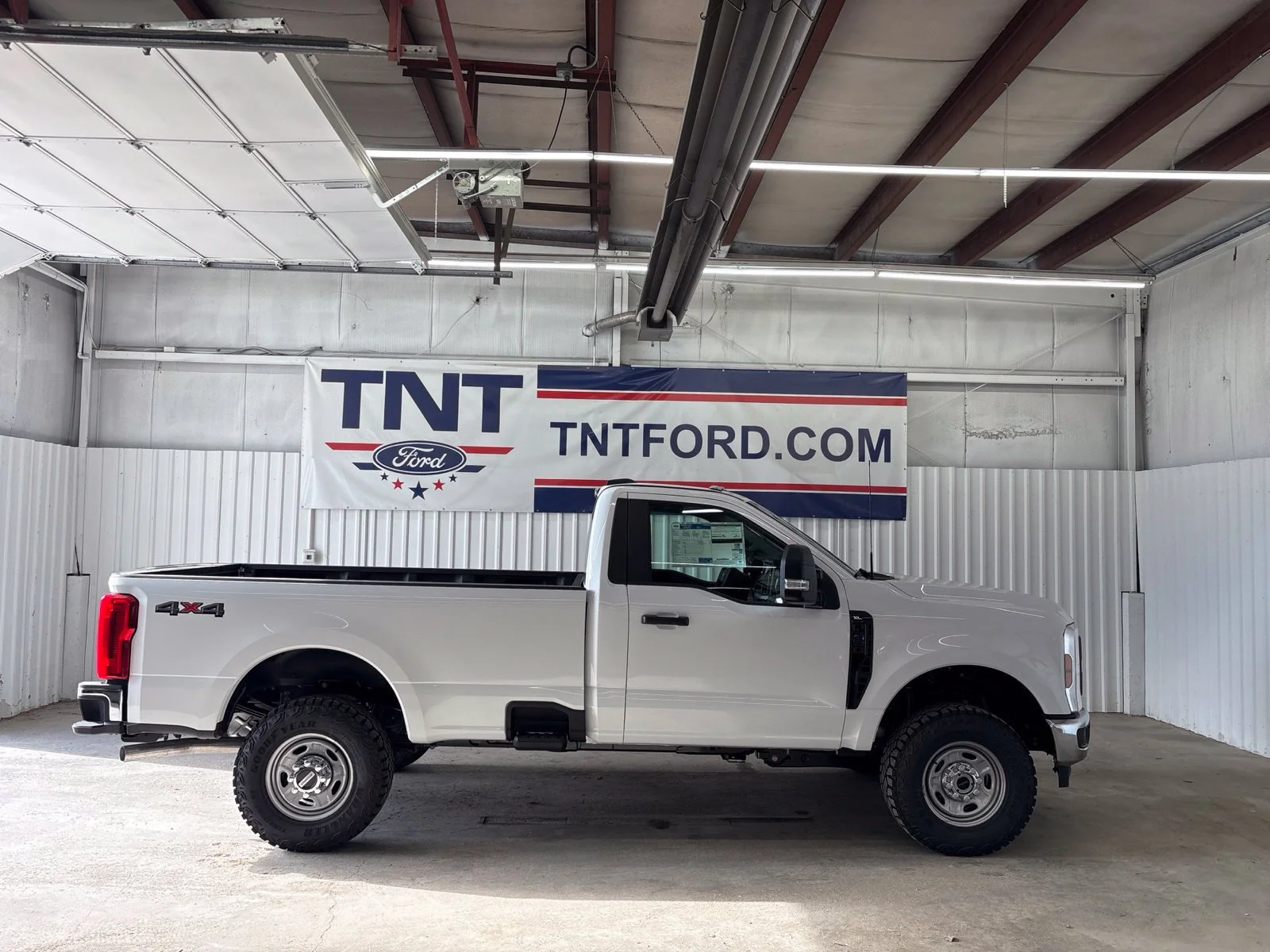 2027 Ford F-350 Super Duty XL