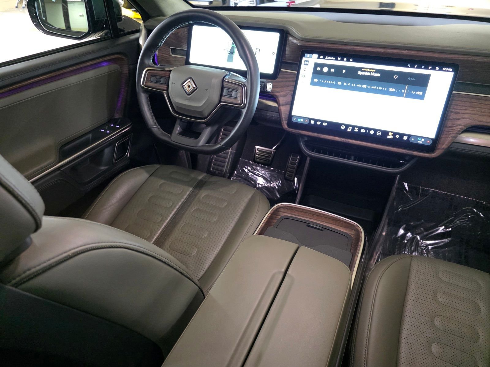 Used 2023 Forest Green Rivian Adventure image 20