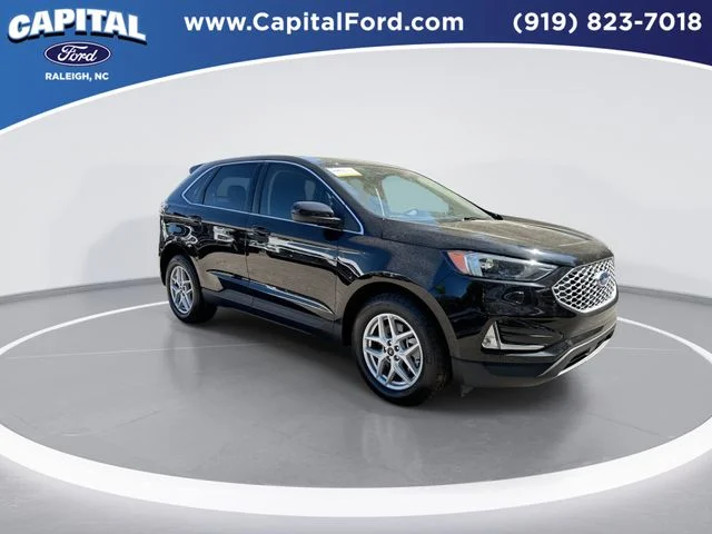 Used 2024 Black Ford SEL image 2