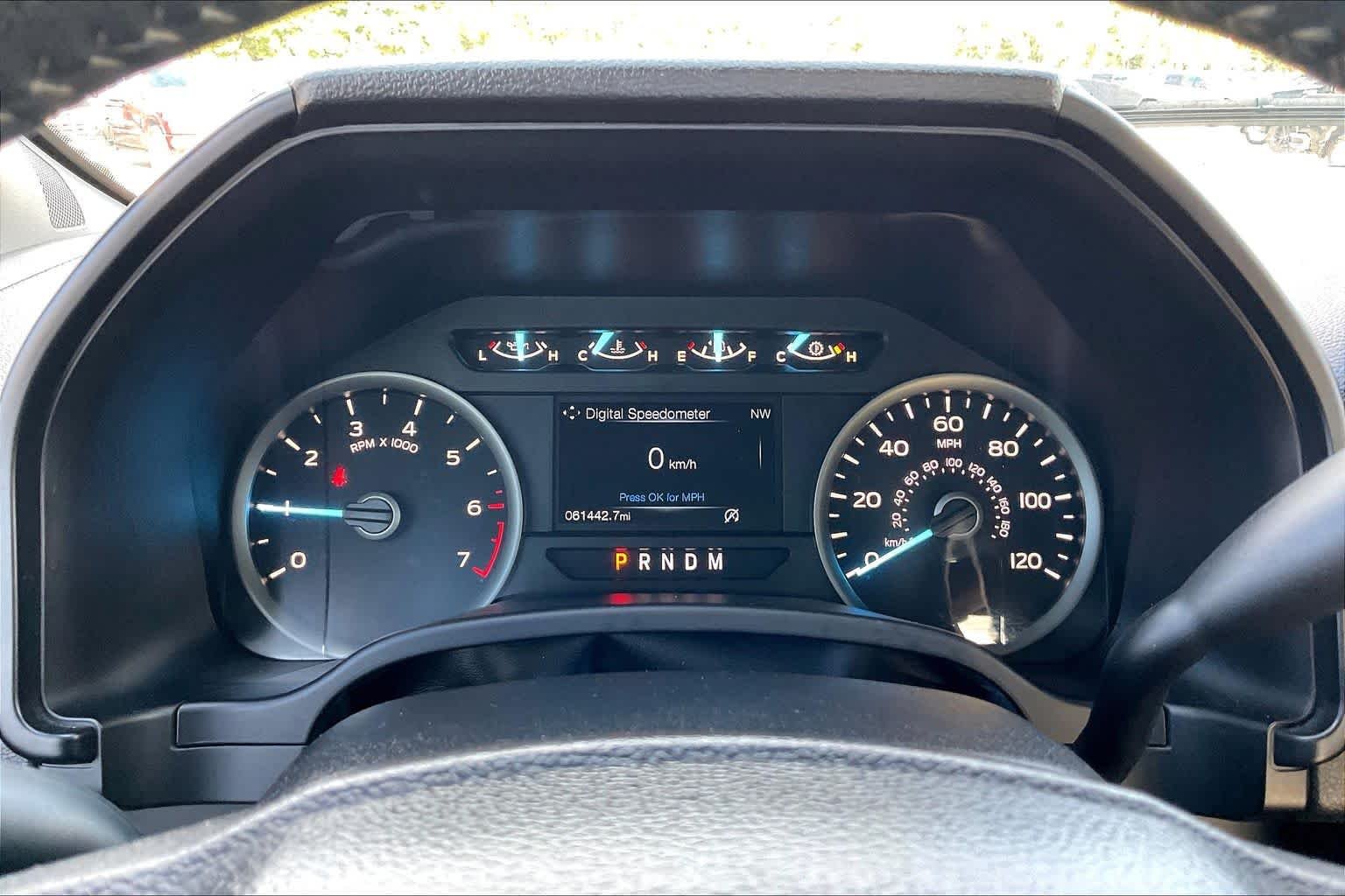 Used 2018 Magnetic Metallic Ford XLT image 24