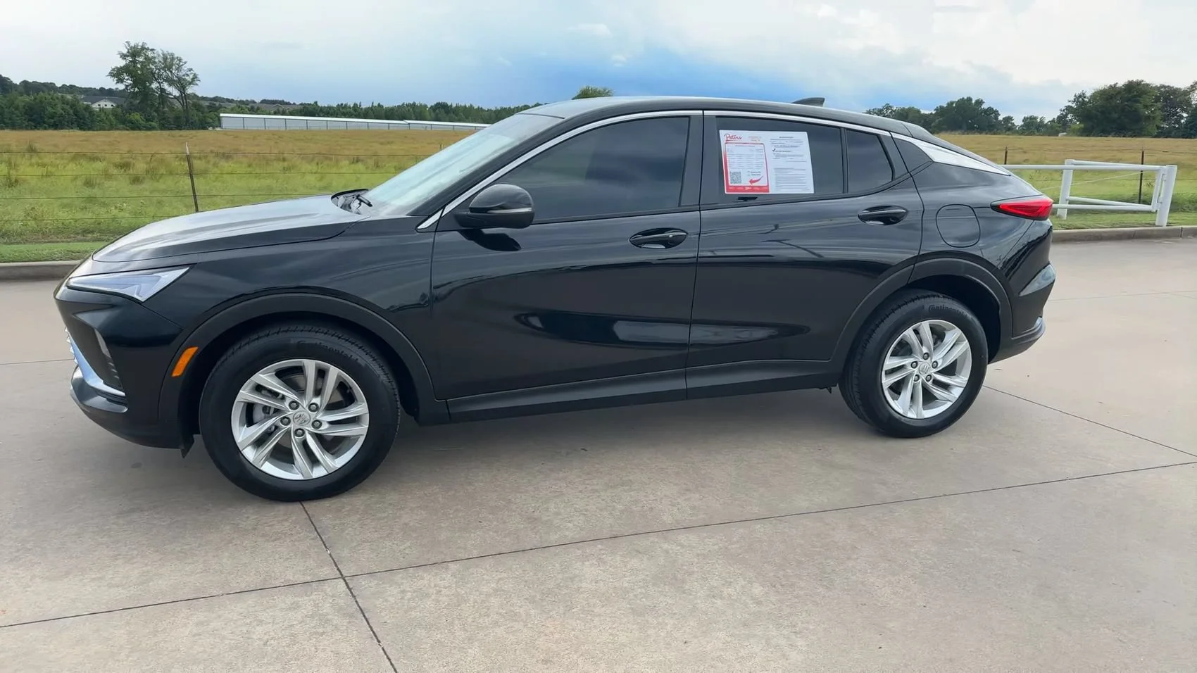 Used 2024 Ebony Twilight Metallic Buick Preferred image 6