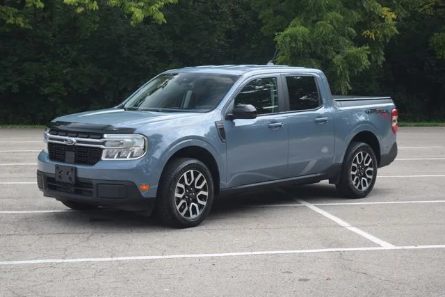 Used 2024 Gray Ford Lariat image 21