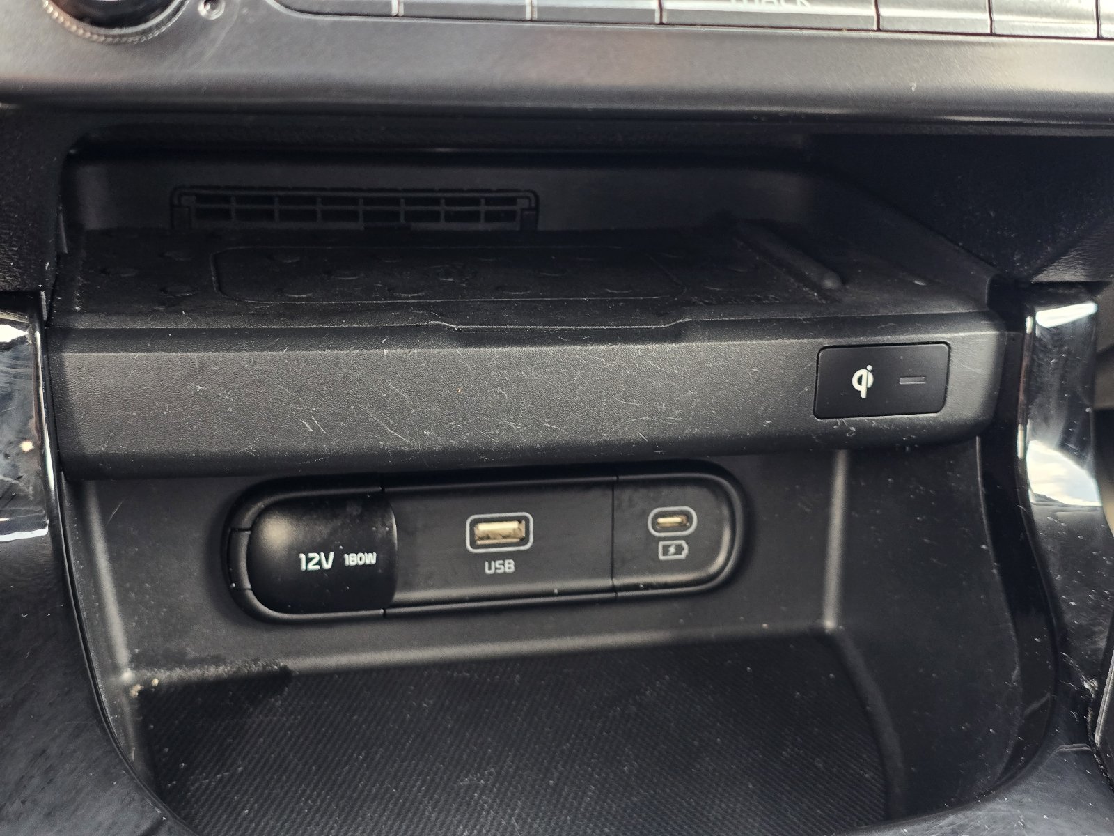 Used 2024 White Kia EX image 19
