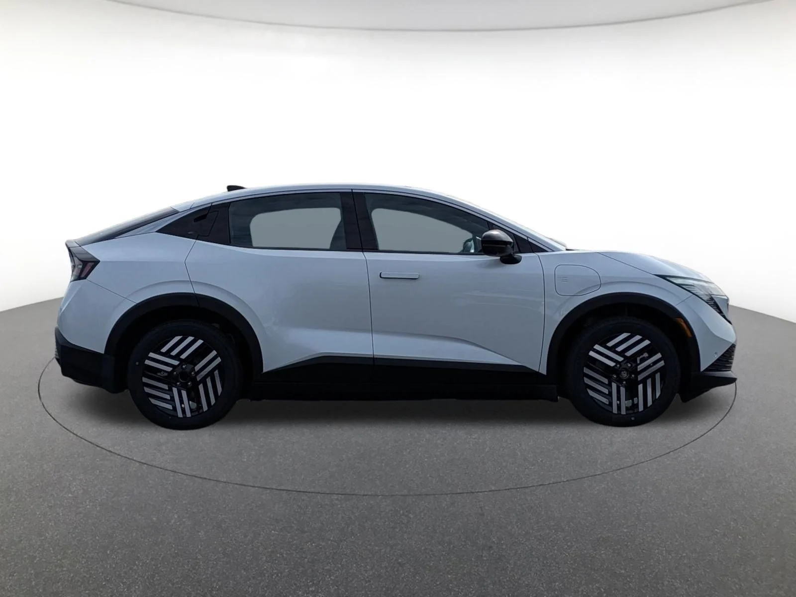 New 2026 Everest White Pearl TriCoat Nissan SV+ image 5