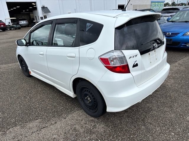 Used 2013 White Honda Sport image 4