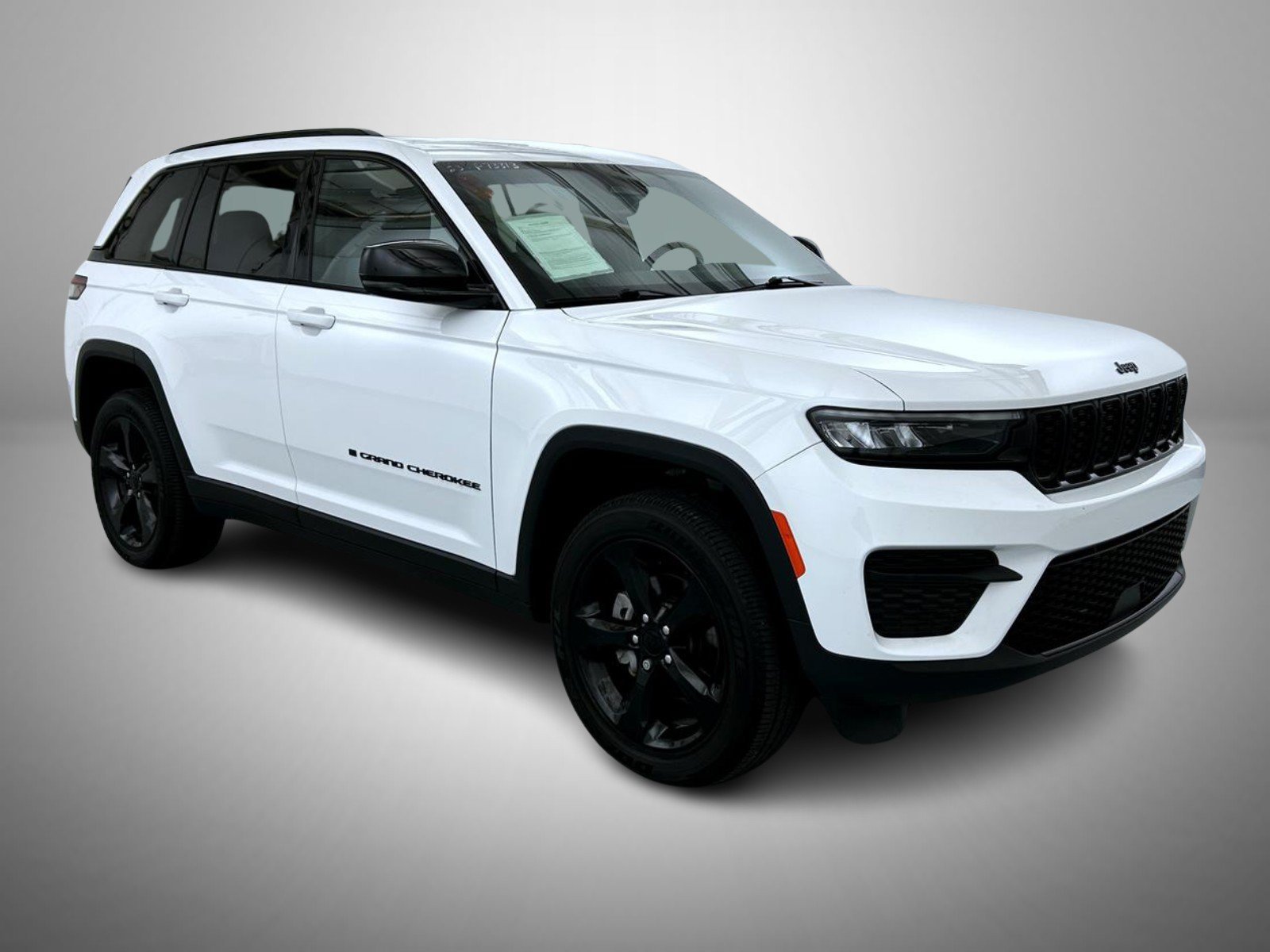 Used 2023 White Jeep Altitude X image 3