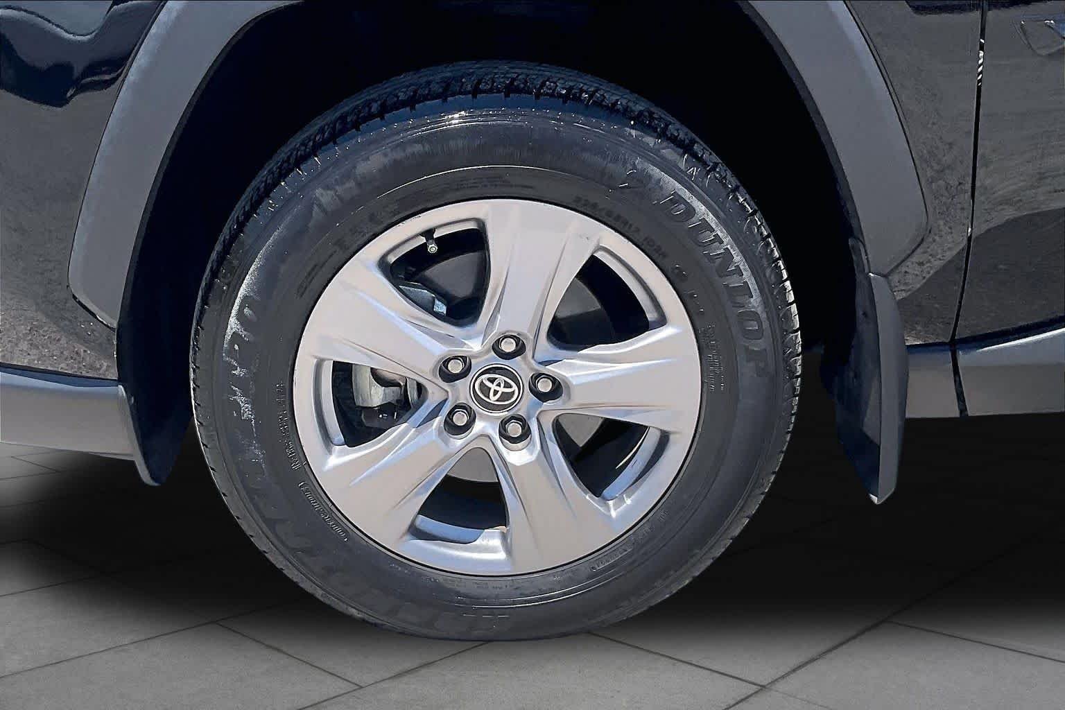 Used 2025 Midnight Black Metallic Toyota XLE image 11