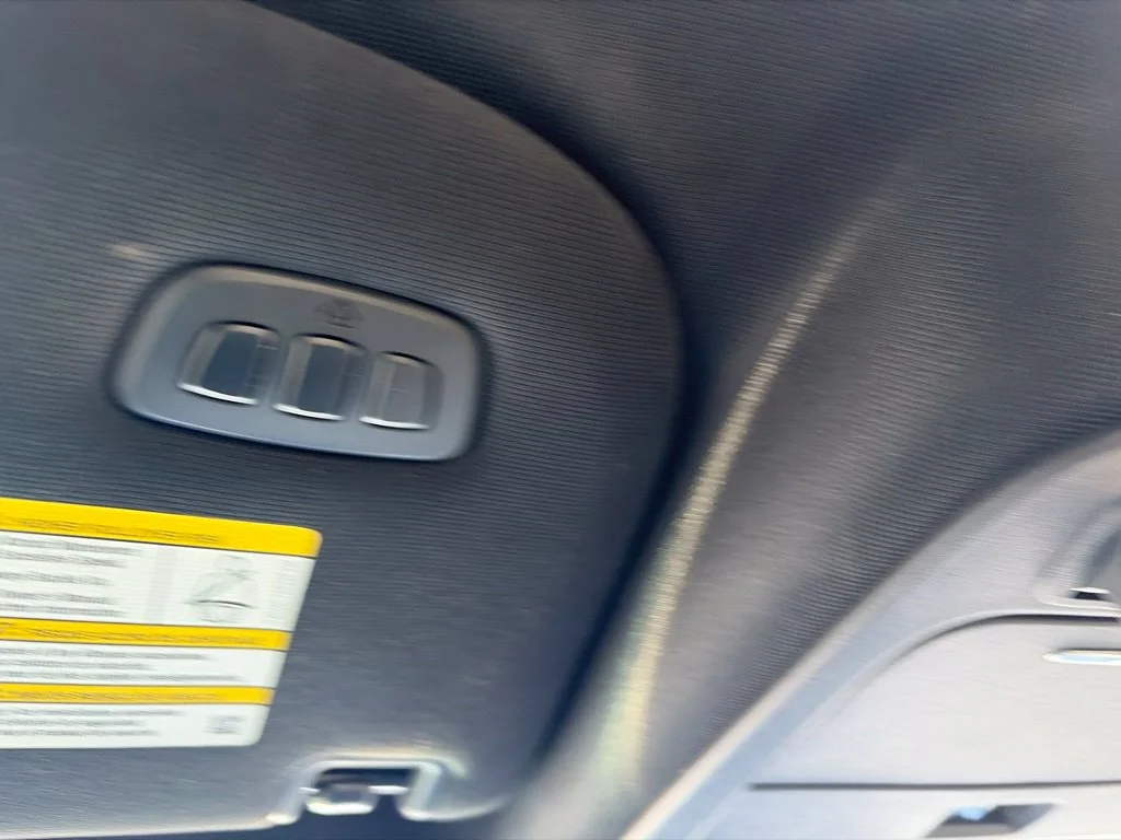Used 2024 Oxford White Ford Lariat image 26