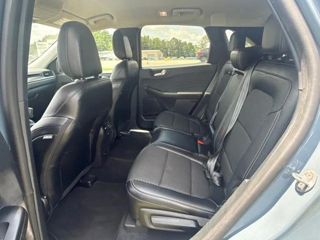 Used 2023 Vapor Blue Ford Base image 26