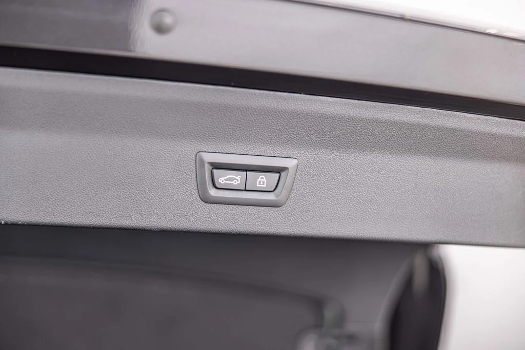 Used 2021 Gray BMW Base image 17