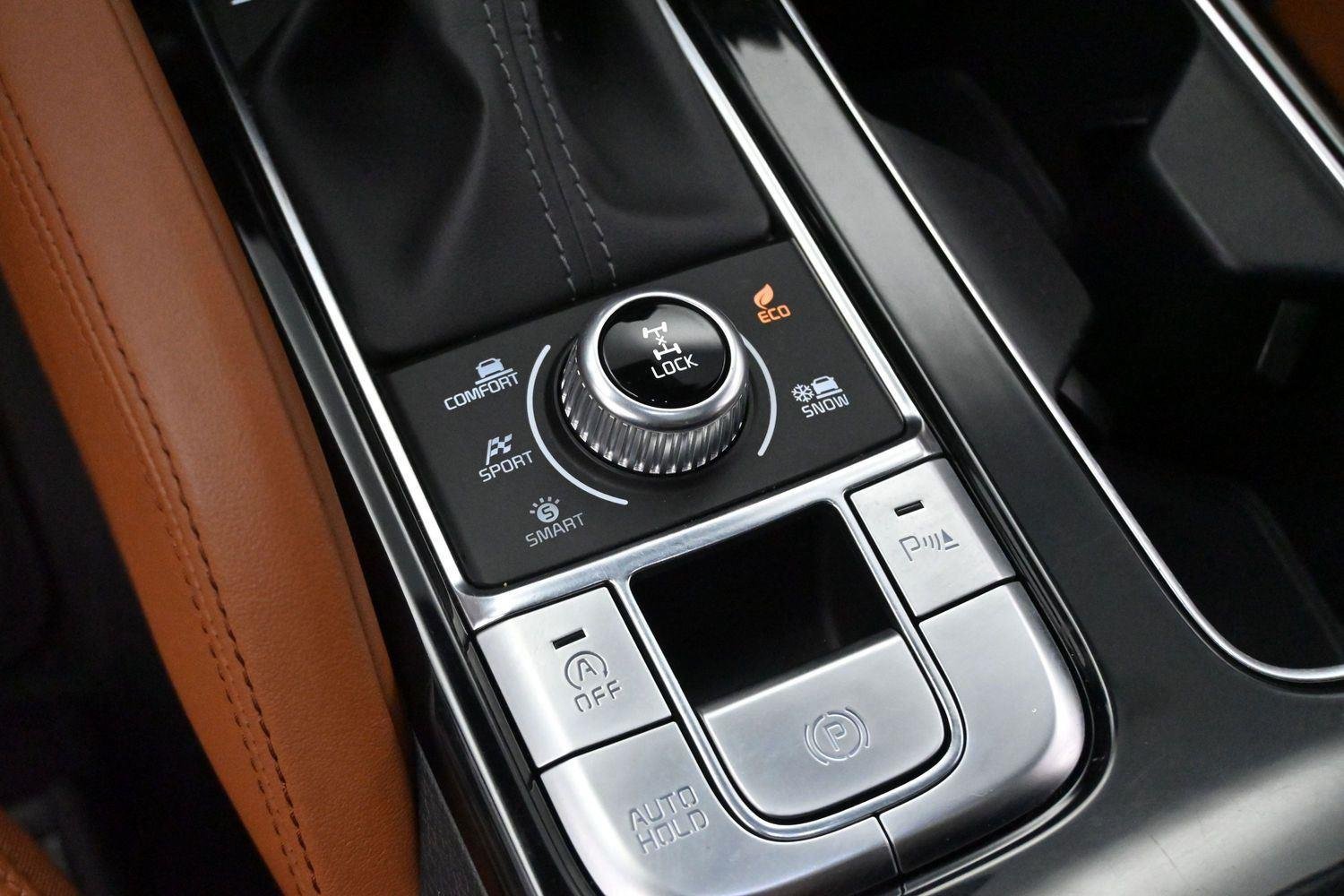 Used 2023 Ebony Black Kia EX X-Line image 19