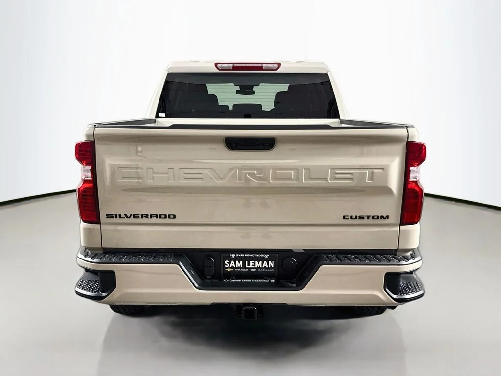 New 2026 White Chevrolet Custom image 6