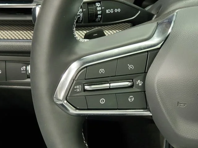 2025 Chevrolet Traverse High Country - Photo 21