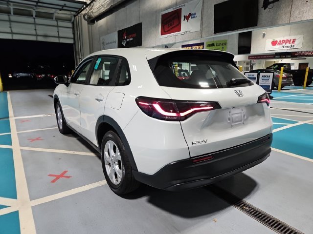 Certified Used 2024 Platinum White Honda LX image 4