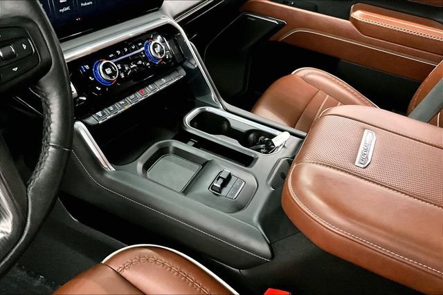 2024 GMC Sierra 3500HD Denali Ultimate - Photo 18