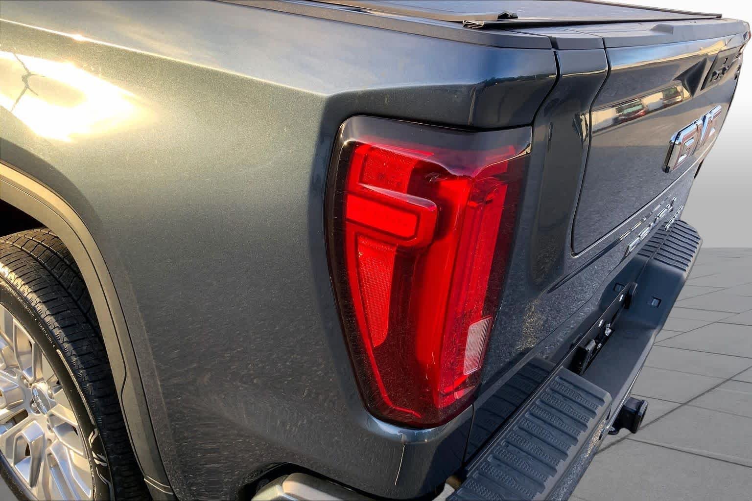Used 2020 Dark Sky Metallic GMC Denali image 27