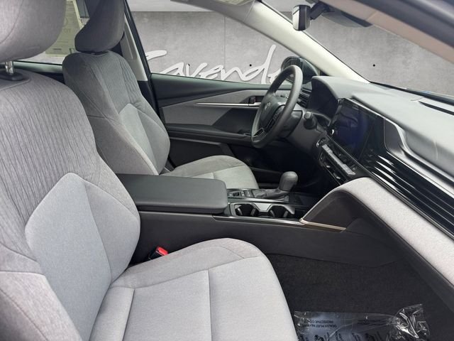 Used 2025 UNDERGROUND Toyota LE image 25