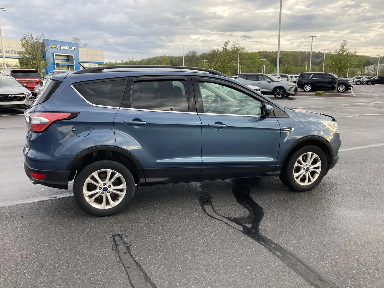 Used 2018  Ford SE image 8