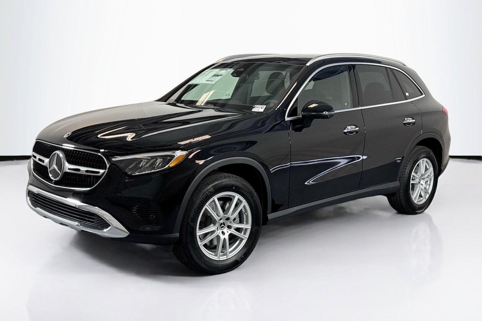 New 2026 Black Mercedes-Benz GLC 300 image 1