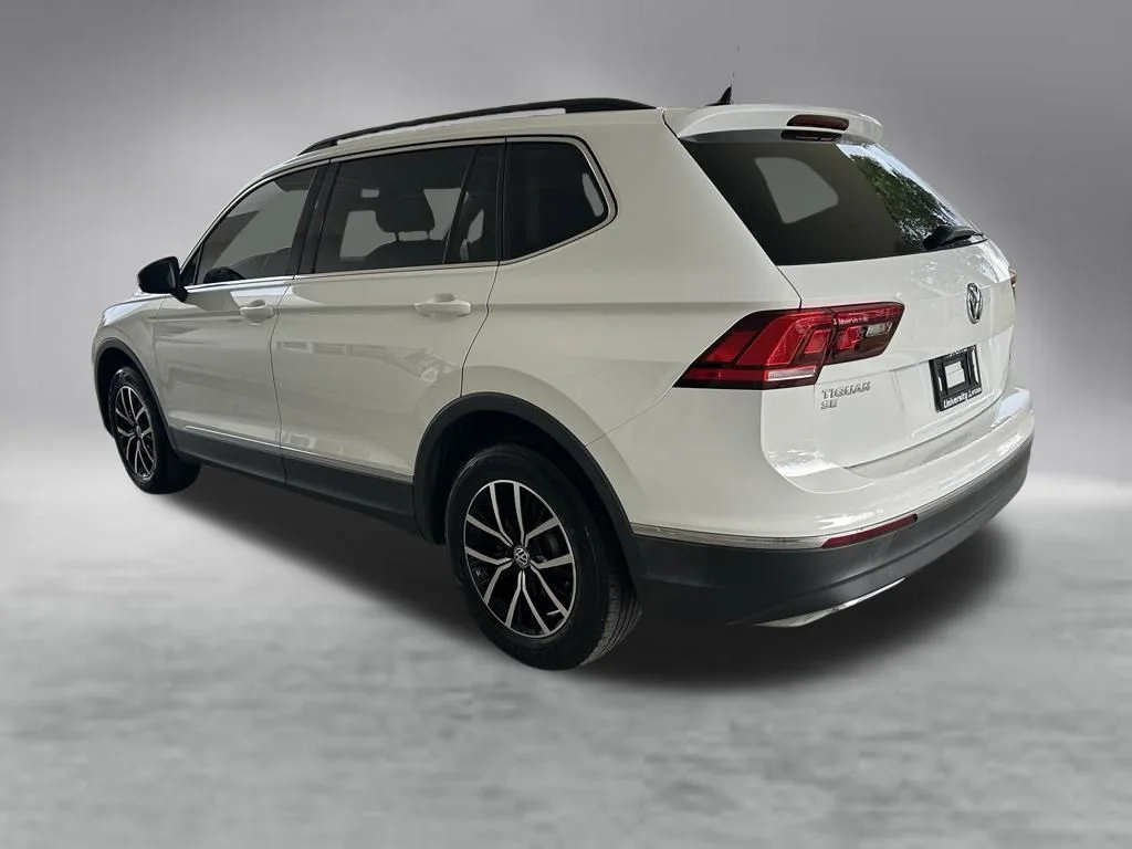 Used 2021 White Volkswagen 2.0T SE image 4