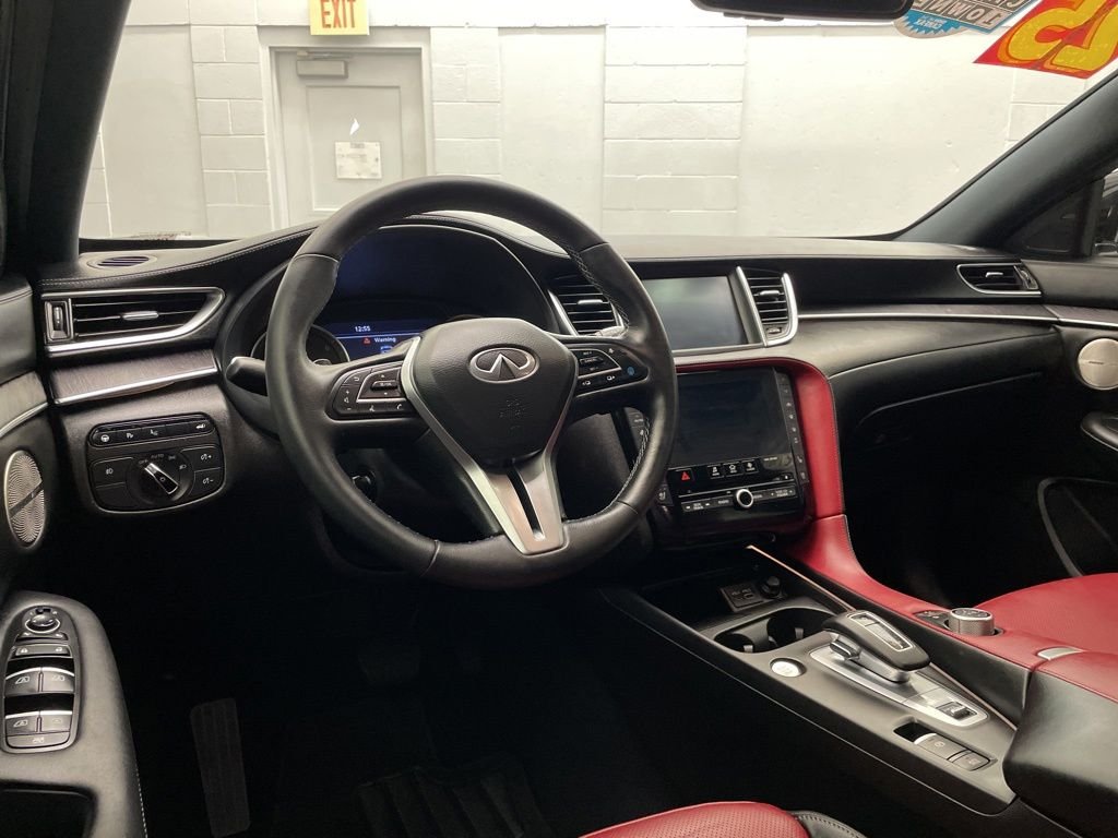 Used 2025 White INFINITI SENSORY image 11
