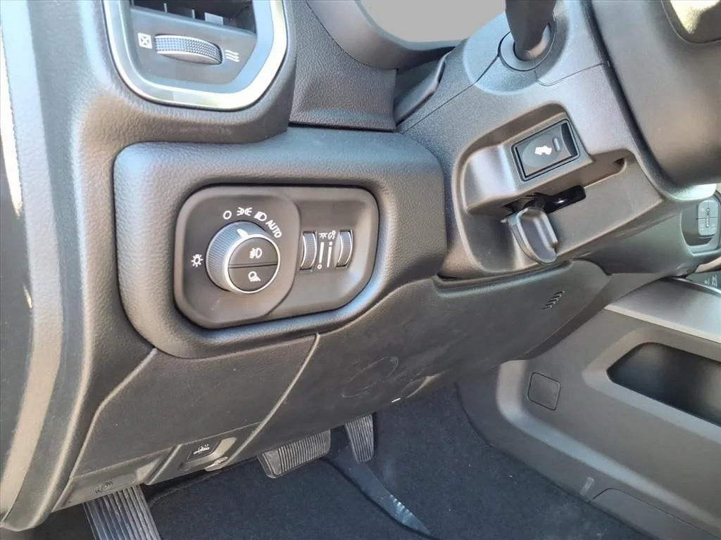 2026 RAM 2500 Laramie - Photo 19