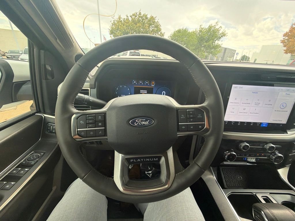 Used 2025 White Ford Platinum image 16