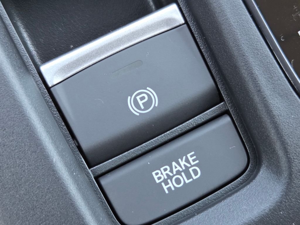 New 2026 Platinum White Pearl Honda LX image 6