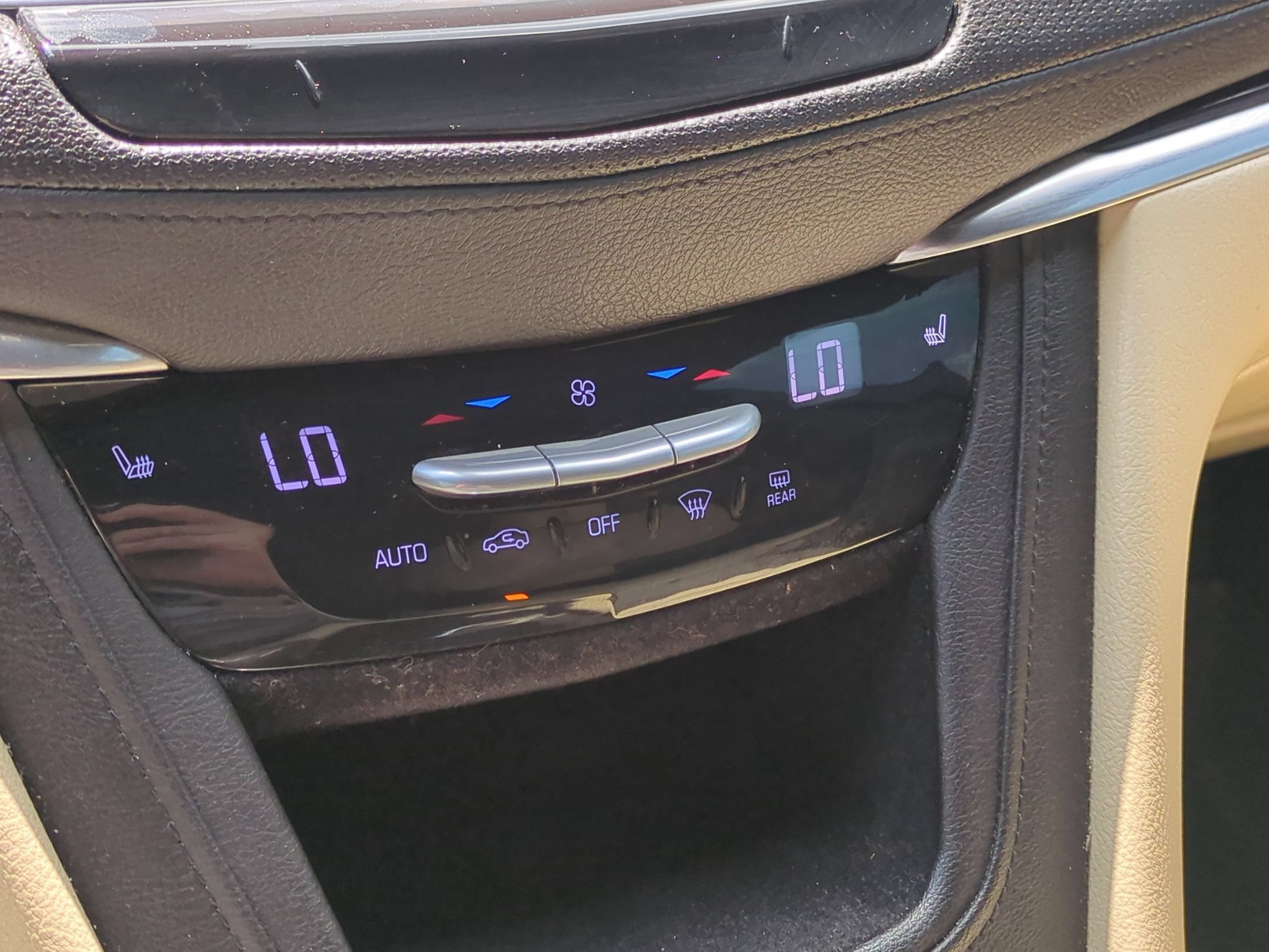 Used 2018 Stellar Black Metallic Cadillac Luxury FWD image 25