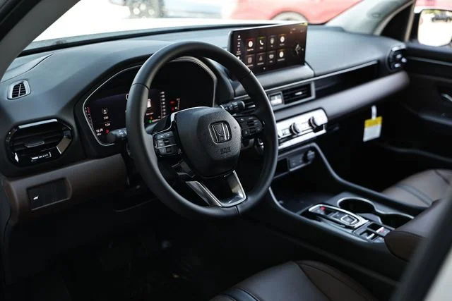 New 2026 Platinum White Pearl Honda Touring image 21