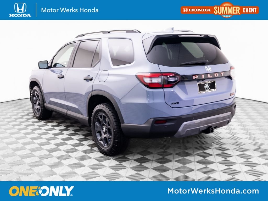 New 2026 Sonic Gray Pearl Honda TrailSport image 3