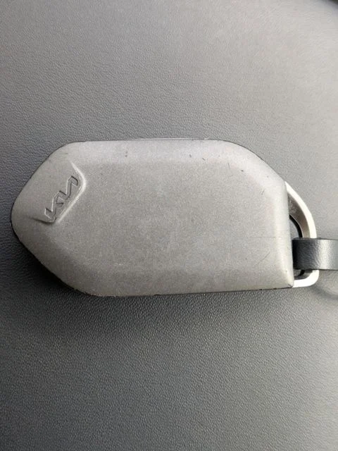 2025 Kia K5 LXS - Photo 31