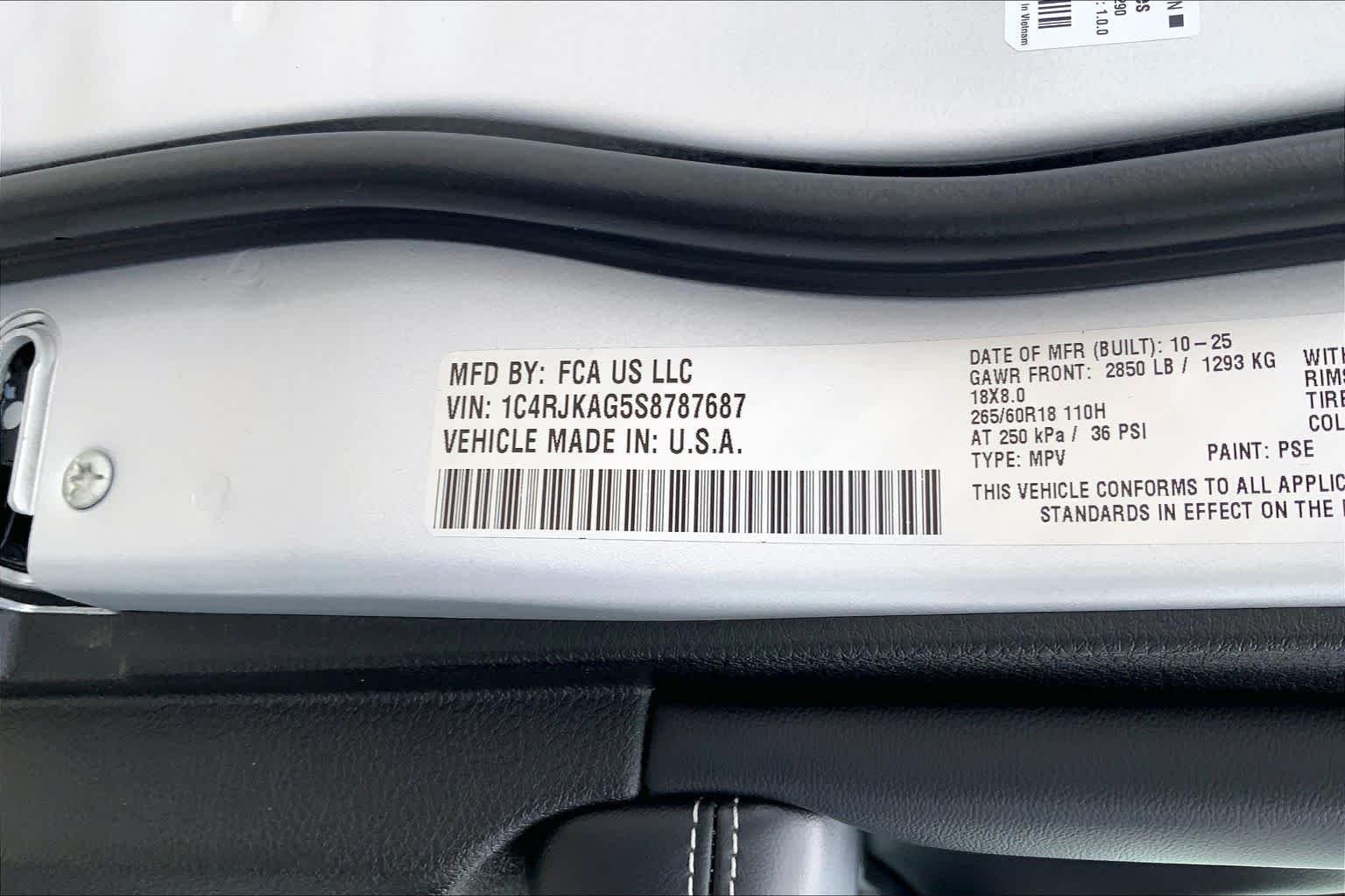 Used 2025 Silver Zynith Jeep Altitude X image 34