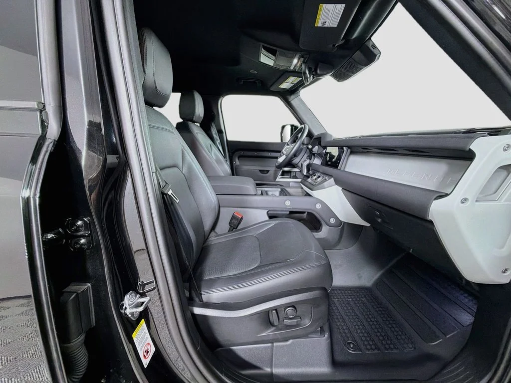Certified Used 2023 Black Land Rover S image 30