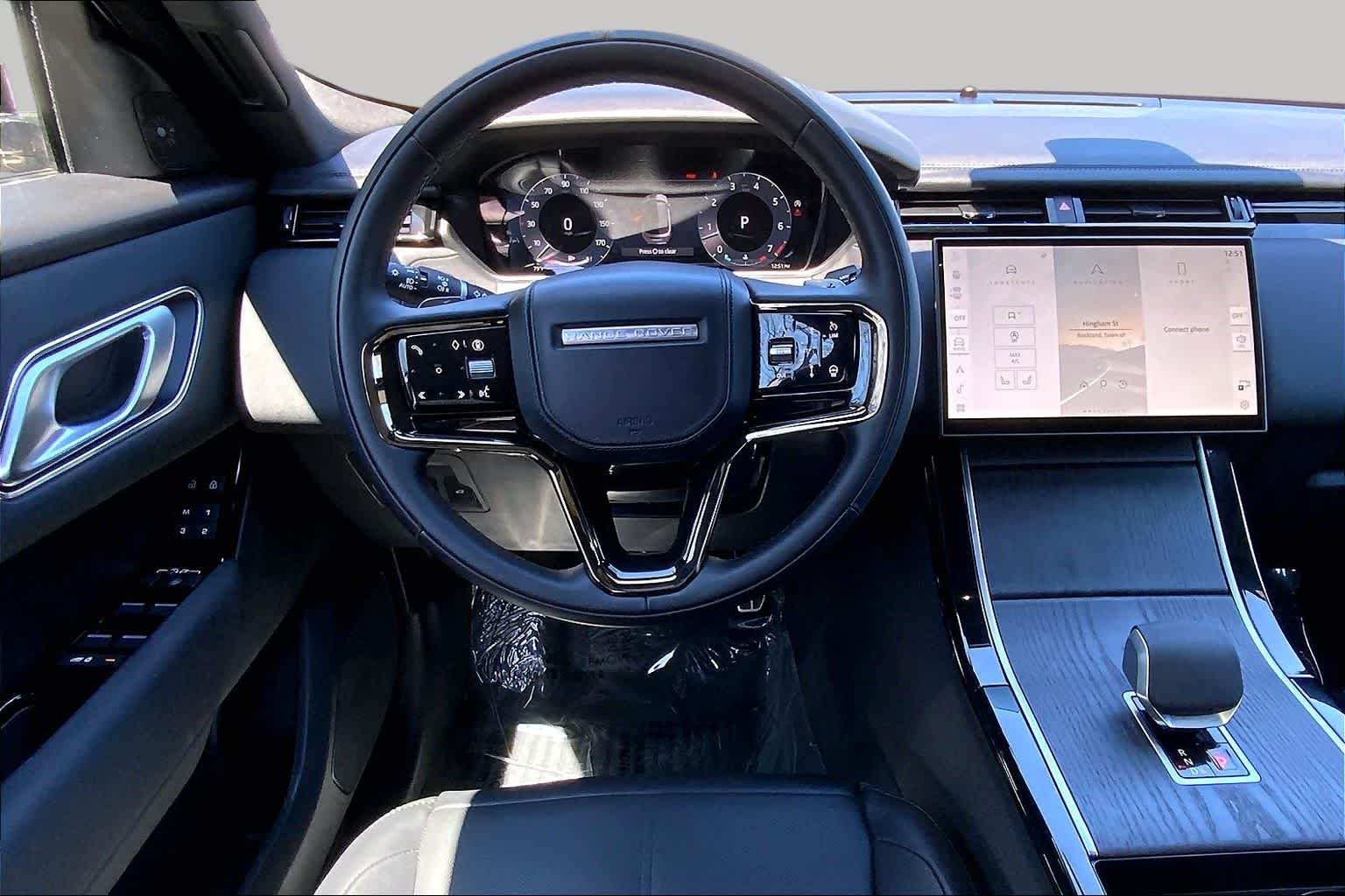 Pre-Owned 2026 Land Rover Range Rover Velar Dynamic SE