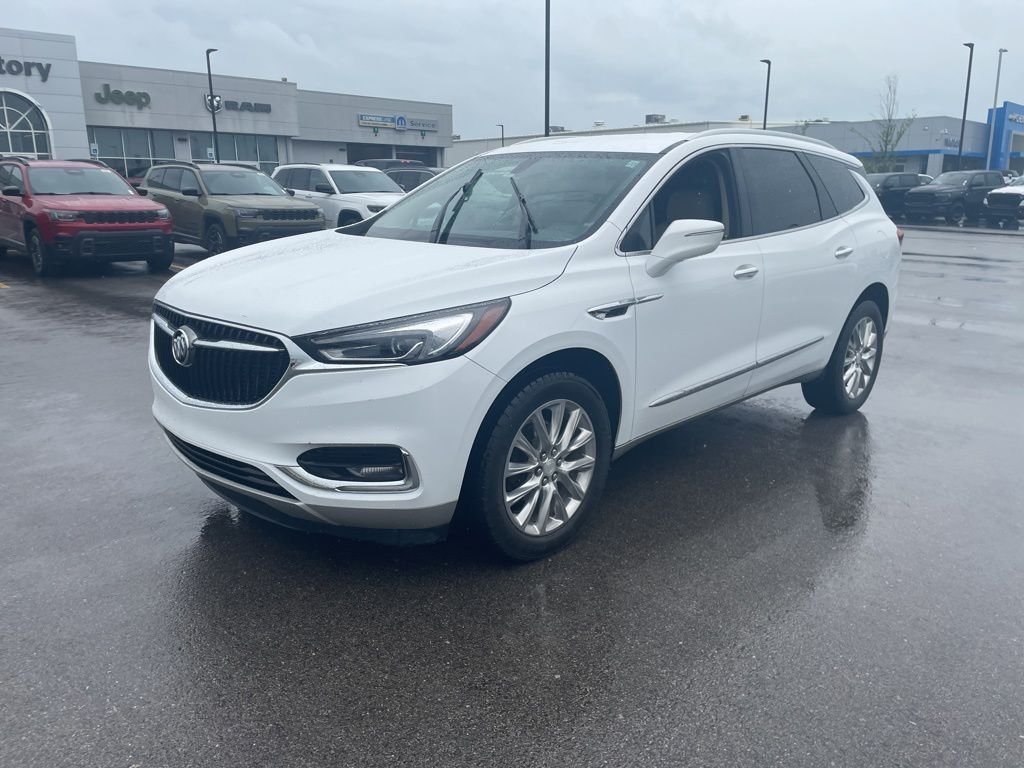 2020 Buick Enclave Essence's photo