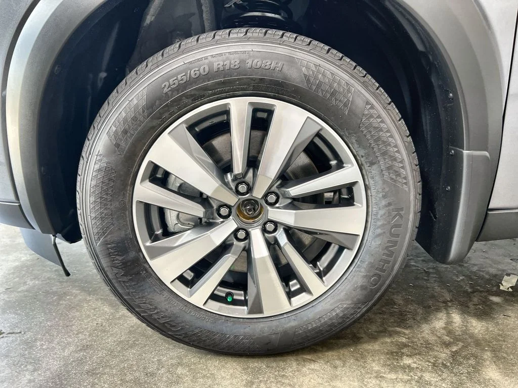 New 2026 Gun Metallic Nissan SL image 18