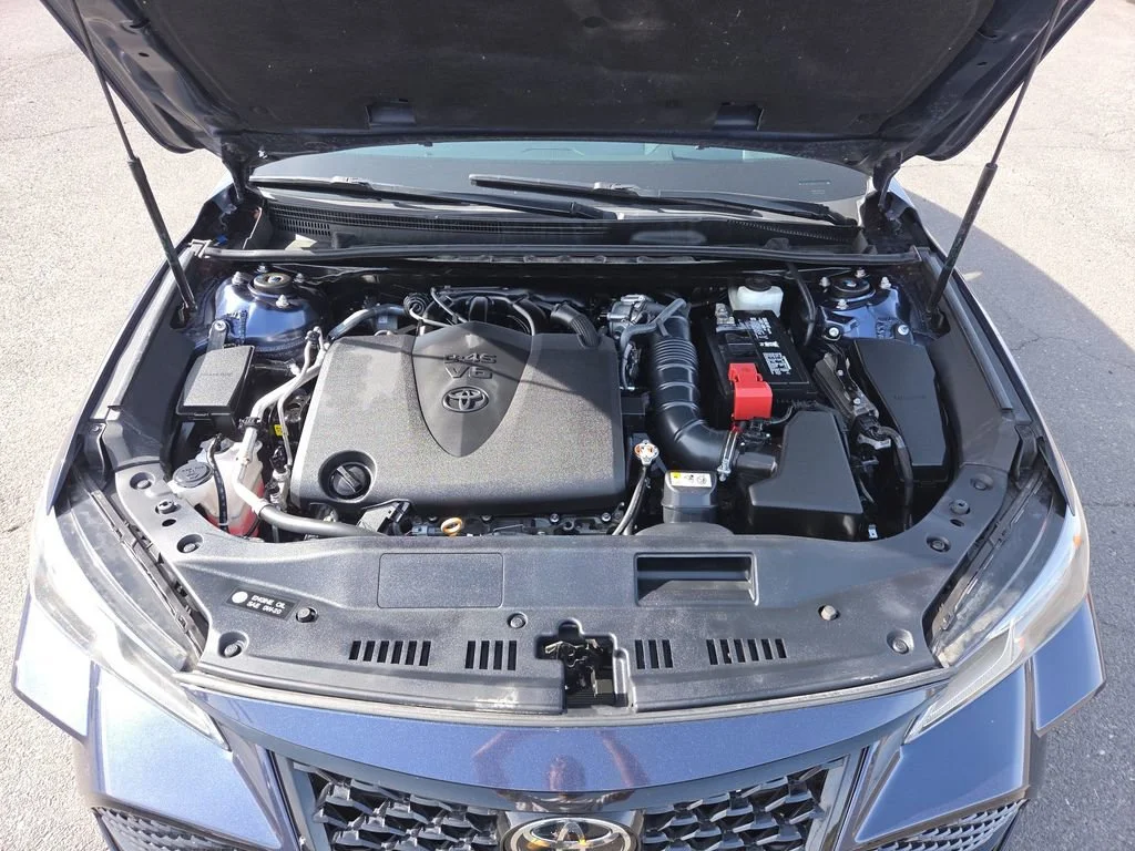 Used 2019 Blue Toyota XLE image 27